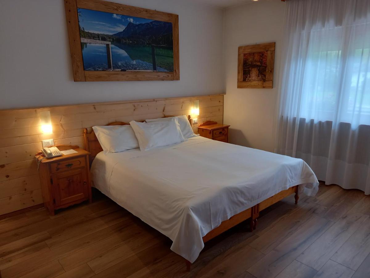 Albergo Scoiattolo Falcade Bagian luar foto
