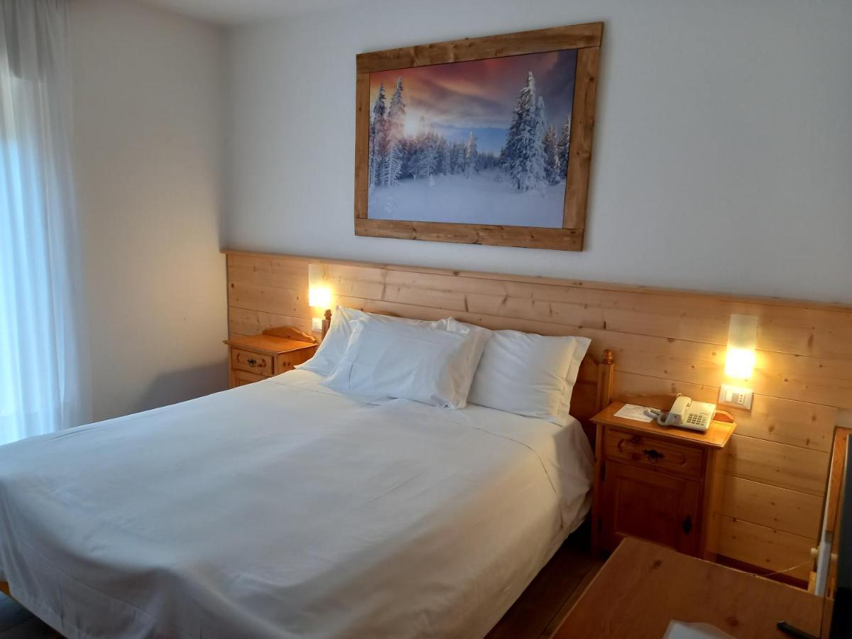 Albergo Scoiattolo Falcade Bagian luar foto