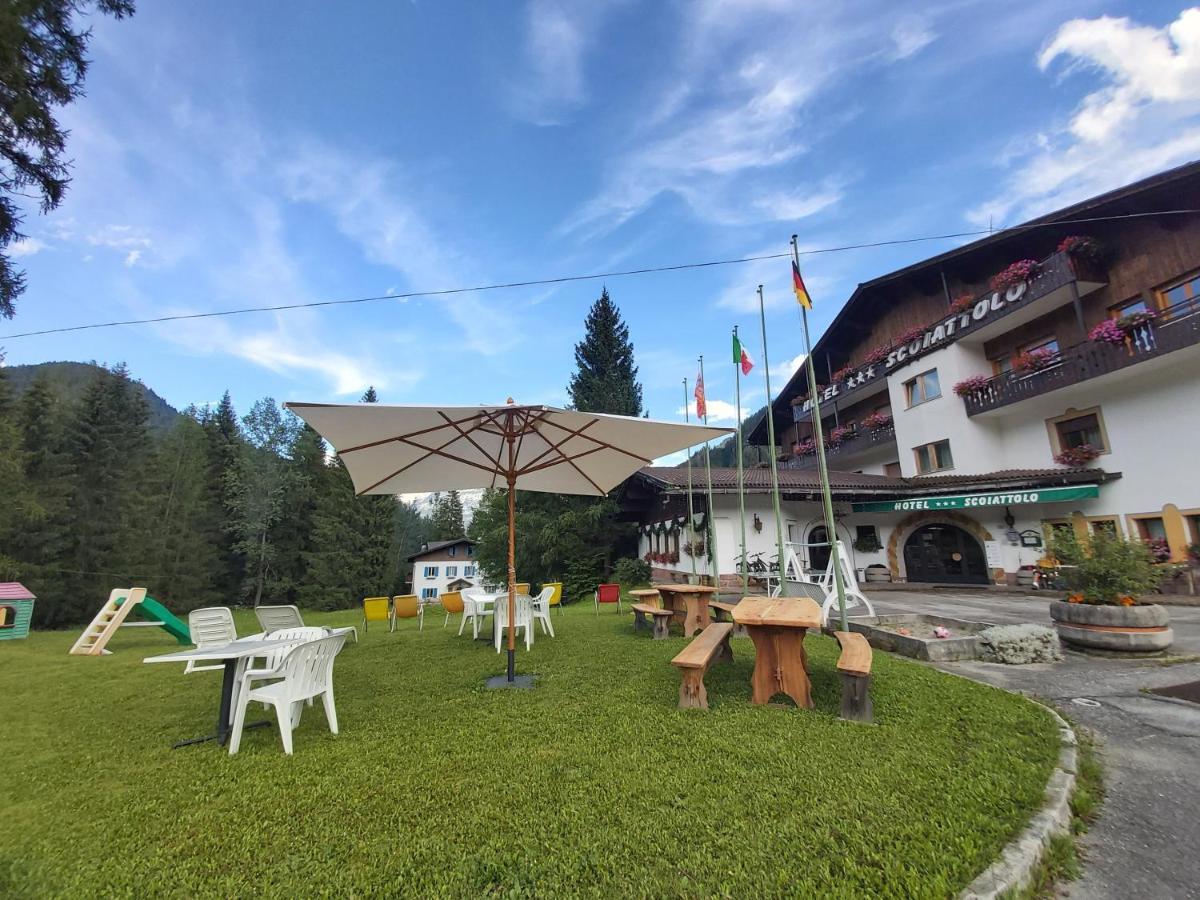 Albergo Scoiattolo Falcade Bagian luar foto