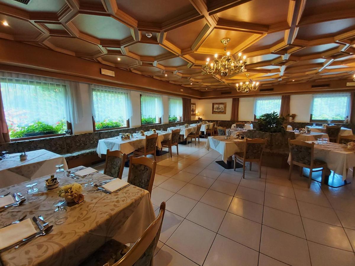 Albergo Scoiattolo Falcade Bagian luar foto