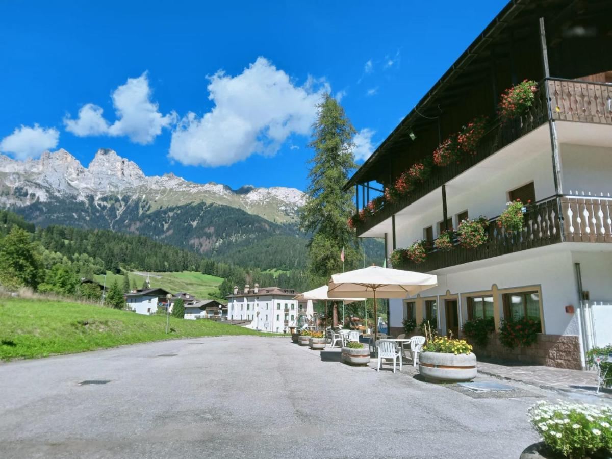 Albergo Scoiattolo Falcade Bagian luar foto