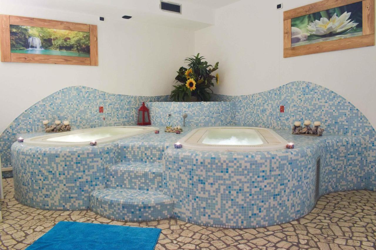 Albergo Scoiattolo Falcade Bagian luar foto