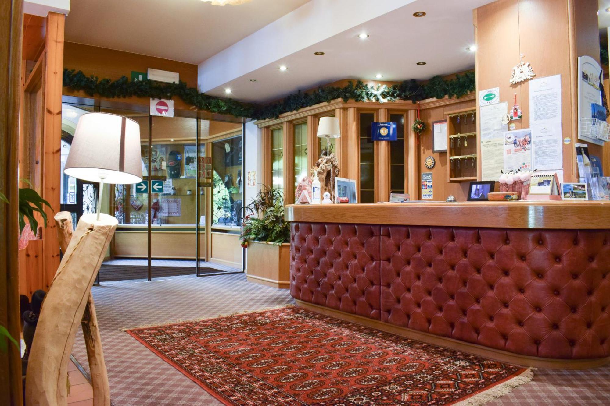 Albergo Scoiattolo Falcade Bagian luar foto