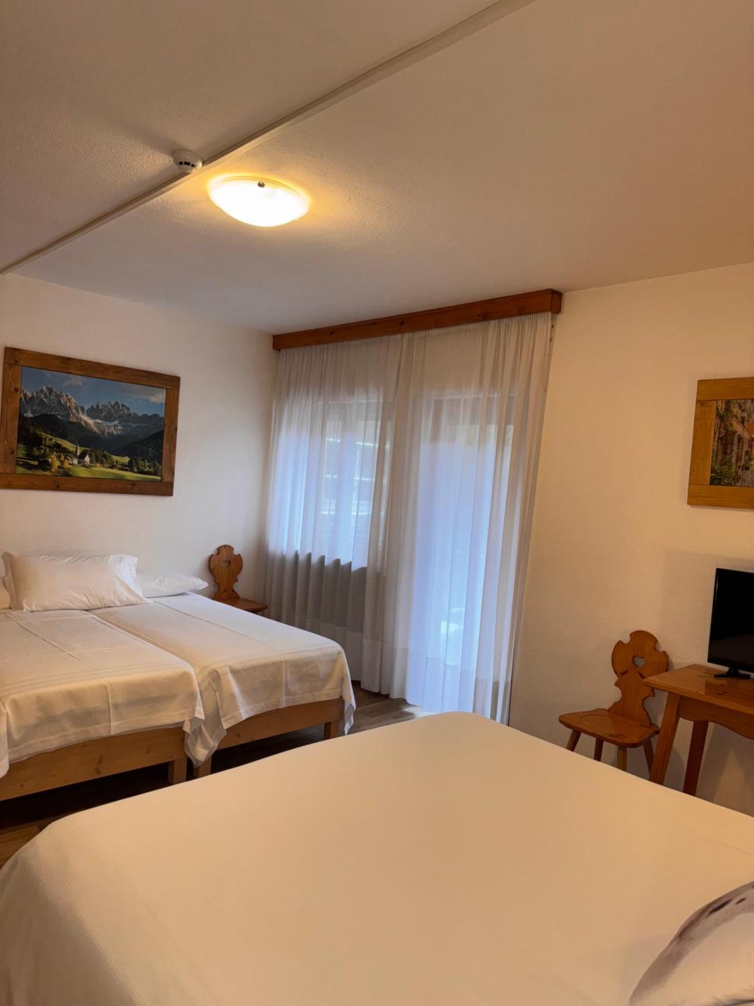 Albergo Scoiattolo Falcade Bagian luar foto
