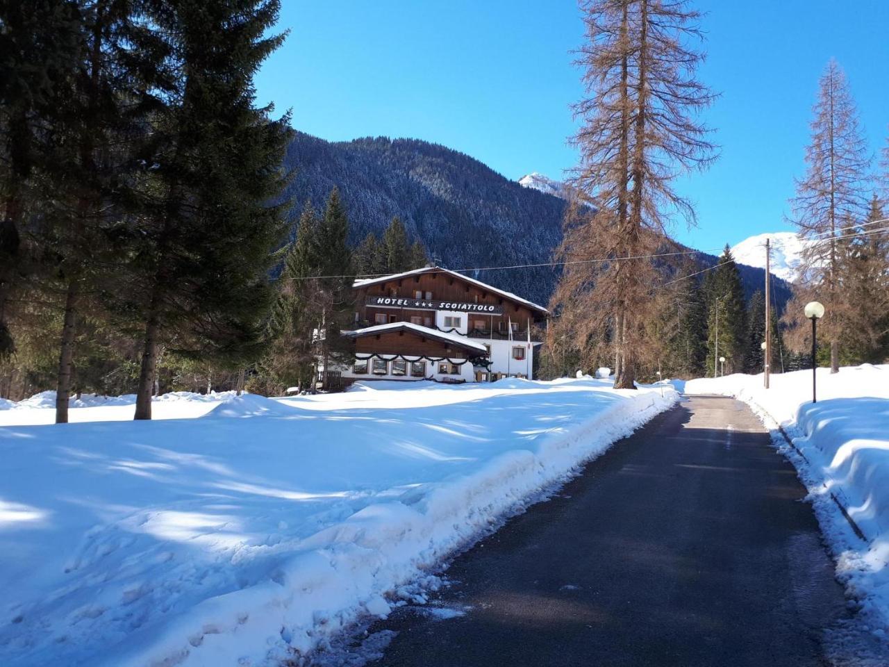 Albergo Scoiattolo Falcade Bagian luar foto